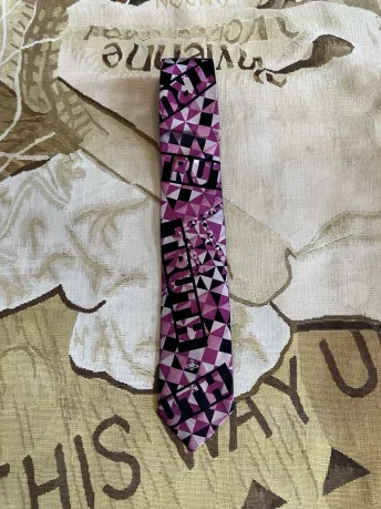 PRE-LOVED Truth Silk Tie
