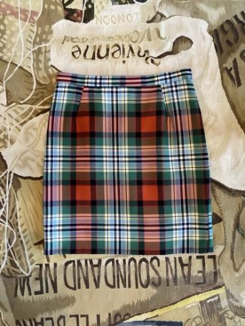 PRE-LOVED Vintage Gold Label Old Dundee Tartan Skirt